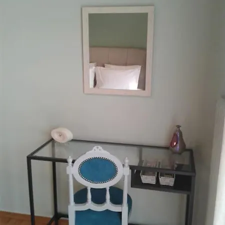 Apartment Urban Metro Line 3 1min Walk Athens